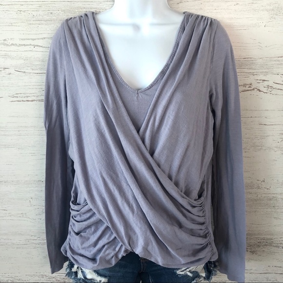 *3/$20* ANTHROPOLOGIE Akemi + Kin Wrap Front Tee